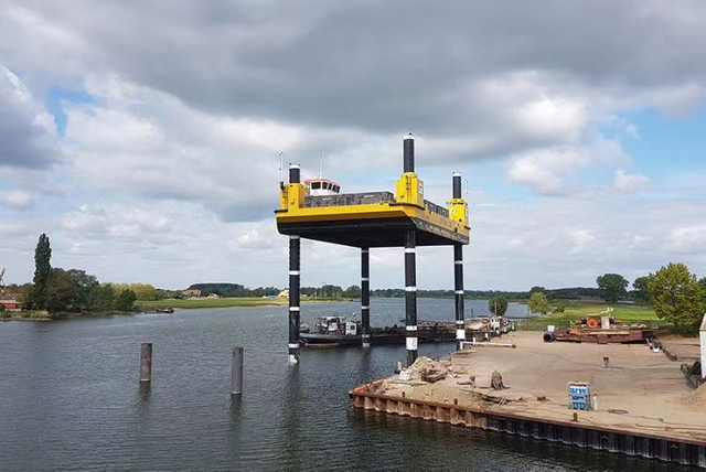 Hydraulic Syestem Offshore Jack up Barge for Marine Work