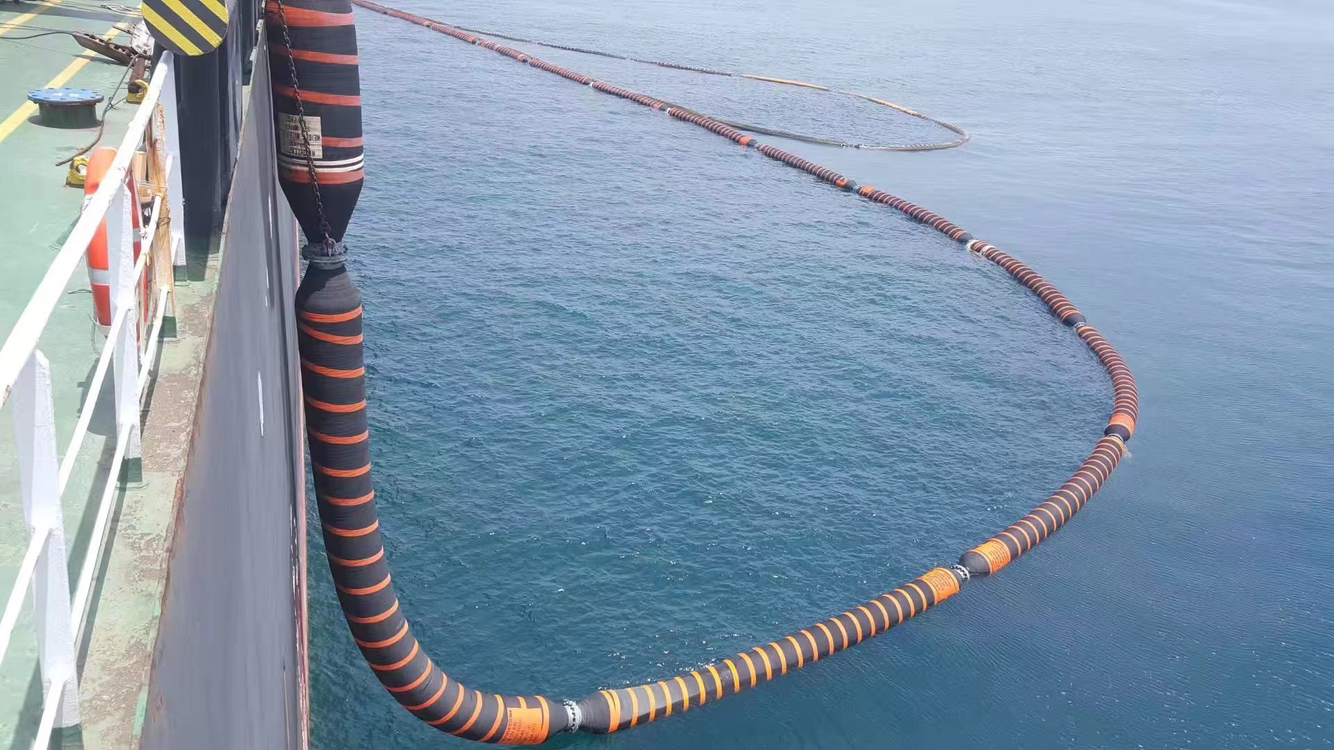 Durable tube is officially signed with the Italian company