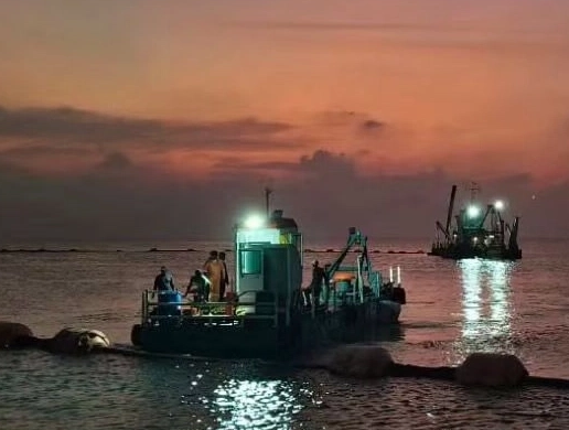 HID Anchor Support Vessel Works Around The Clock: Building A "stabilizing Anchor" for Maritime Operations.