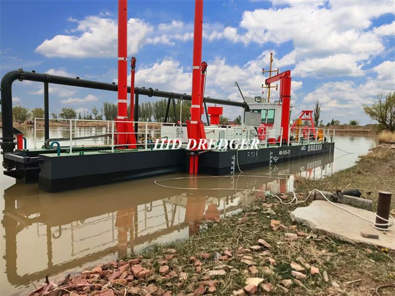 Experienced Chinese dredger supplier Bucket Wheel Dredger