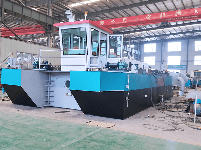 Booster Pump on Shore for 20 Inch Cutter Suction Dredger