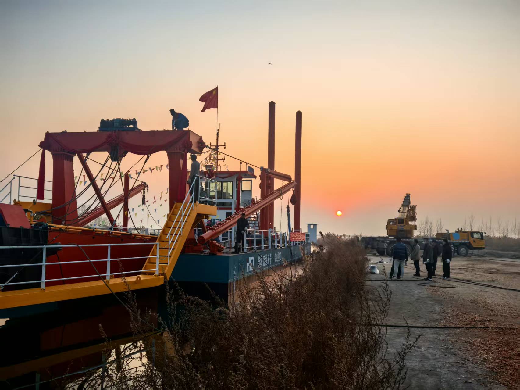Heavy-duty high-quality dredgers have a high output