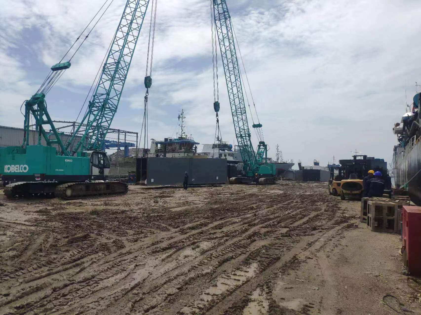 High Performance 300t Working Pontoons Floating Working Pontoon Barge in Modular with 4 Spuds