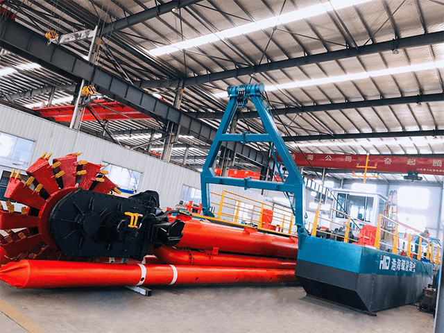 SCO HID Design Good Performance Bucket Wheel Dredger used for dredging river sand and mud.
