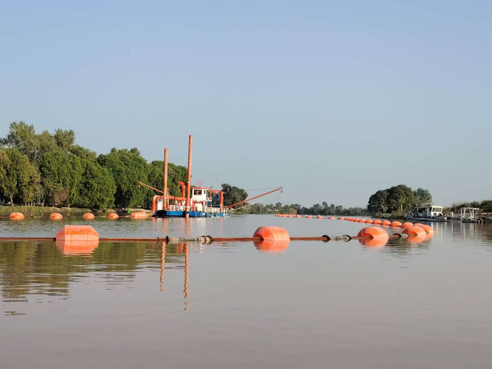 HID high-quality Cutter Suction Dredger are in construction site